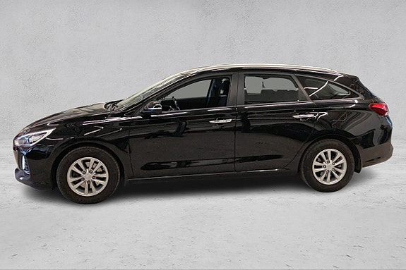 Hyundai i30 2 of 30