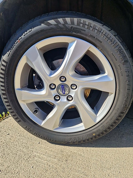 Volvo V40 Cross Country 17 of 18