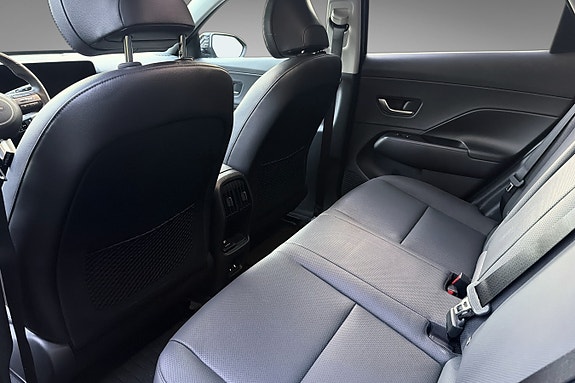 Hyundai Kona 13 of 20