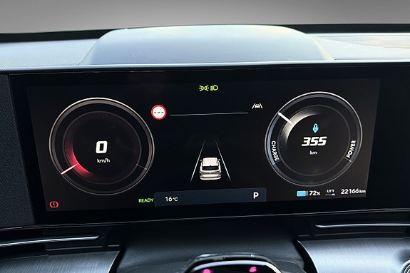 Hyundai Kona 16 of 20