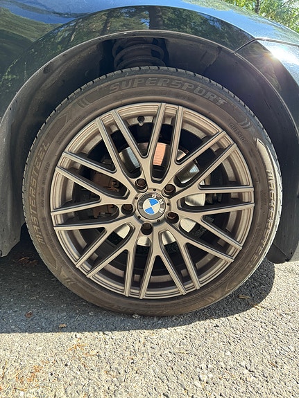 BMW 320i 10 of 19