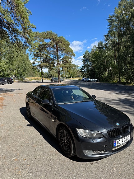 BMW 320i 9 of 19