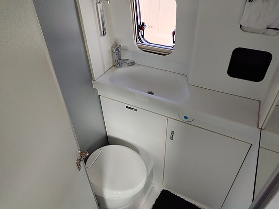 Weinsberg Cara Tour 600 MQ Ford 12 of 12