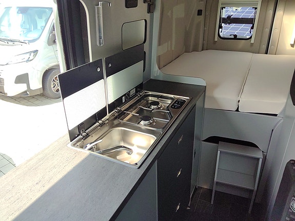 Weinsberg Cara Tour 600 MQ Ford 10 of 12