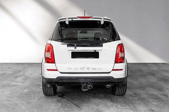 SsangYong Rexton 6 of 23