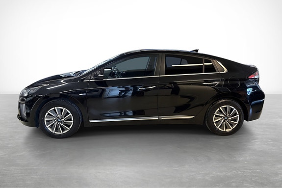 Hyundai IONIQ 8 of 30