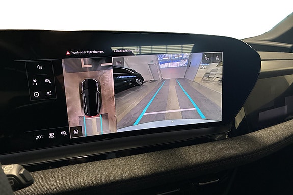 Audi Q6 e-tron 13 of 16