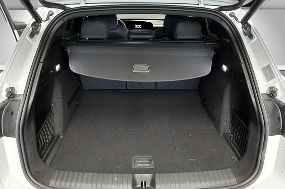 Audi Q6 e-tron 9 of 16