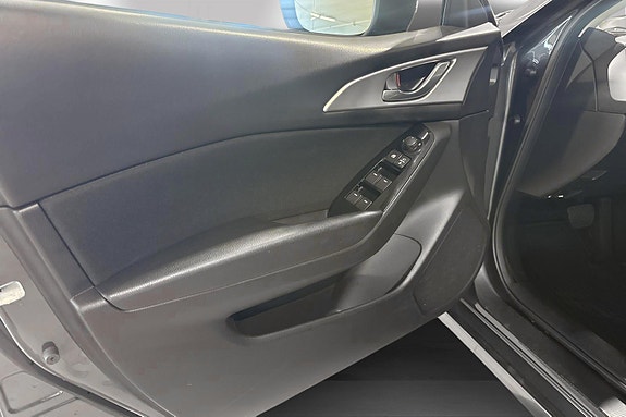 Mazda 3 17 of 24