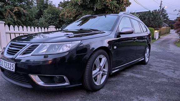 Saab 9-3 2 of 17