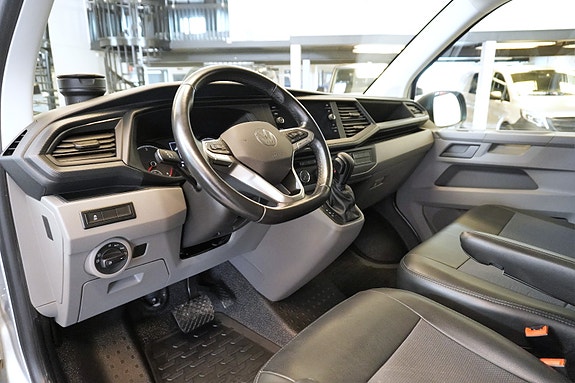 Volkswagen Transporter 10 of 27