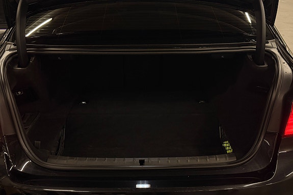 BMW 530e 20 of 20
