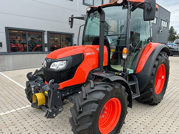 Kubota M4073 2 of 13