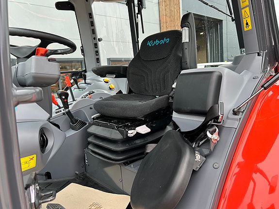 Kubota M4073 13 of 13