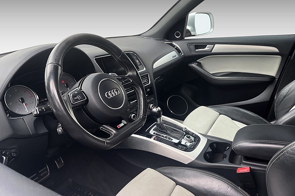 Audi SQ5 10 of 19