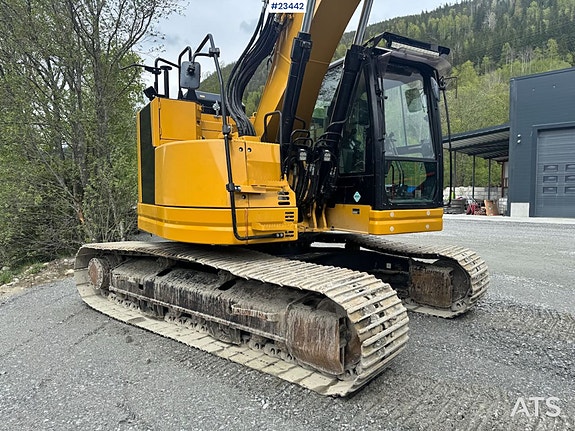 Caterpillar 325FLCR Gravemaskin - 2 skuffer, R8 rototilt og Makin GPS 6 of 30