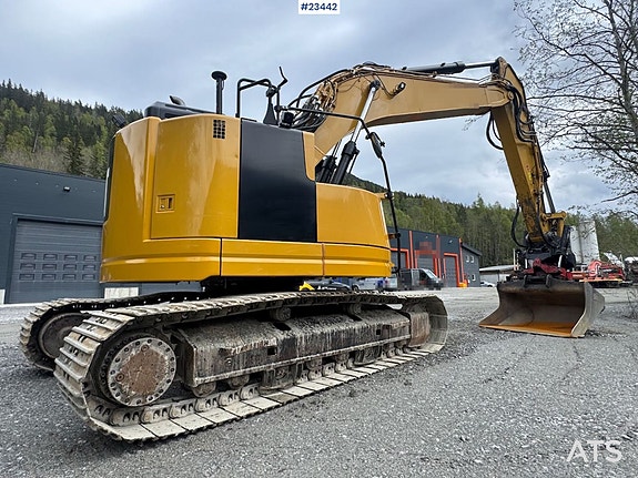 Caterpillar 325FLCR Gravemaskin - 2 skuffer, R8 rototilt og Makin GPS 9 of 30