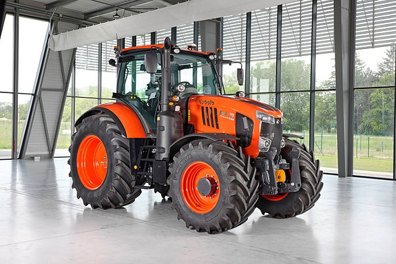 Kubota M7-174 KVT 5 of 9