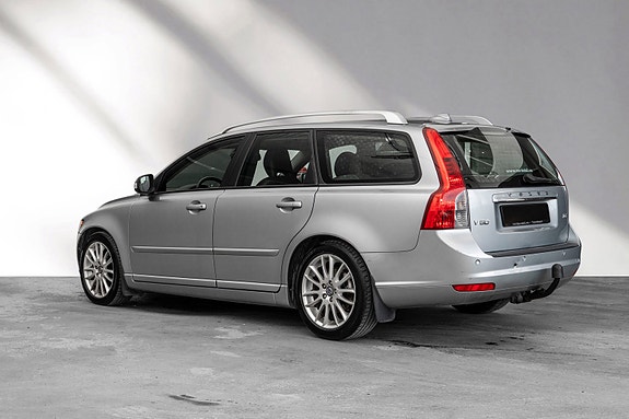 Volvo V50 6 of 24
