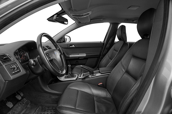 Volvo V50 20 of 24