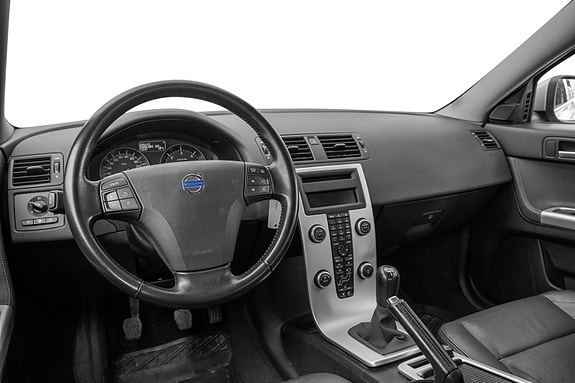 Volvo V50 22 of 24