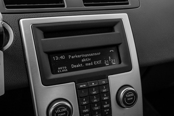 Volvo V50 12 of 24