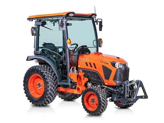 Kubota LX401 6 of 12