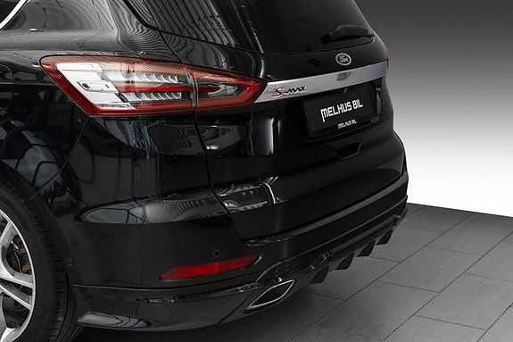Ford S-MAX 8 of 26
