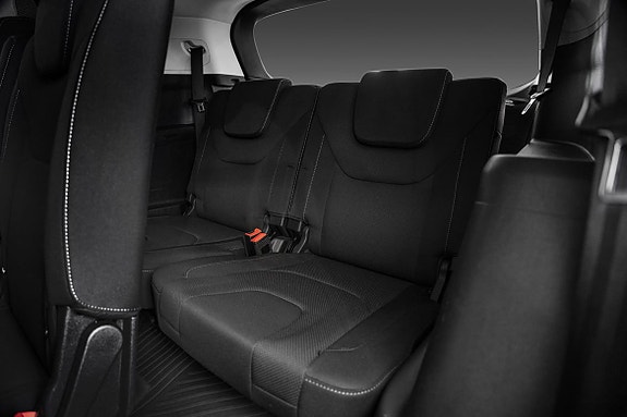 Ford S-MAX 21 of 26