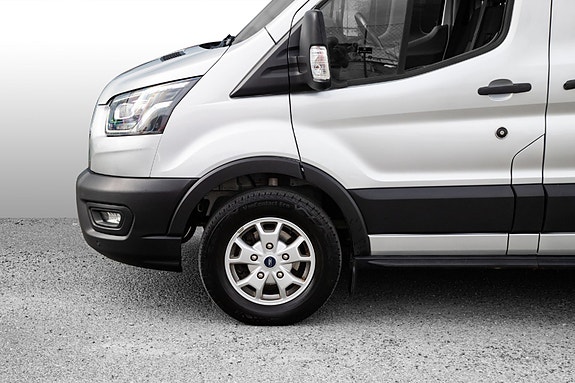 Ford Transit 4 of 23