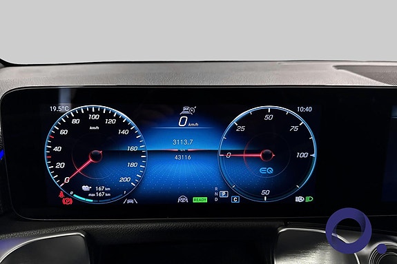 Mercedes-Benz EQB300 14 of 18