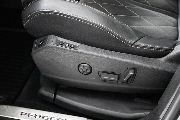 Peugeot 5008 18 of 27