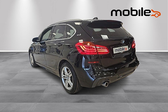 BMW 225xe 21 of 24