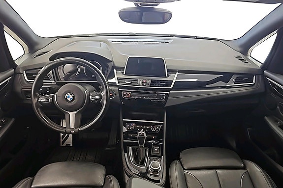 BMW 225xe 6 of 24