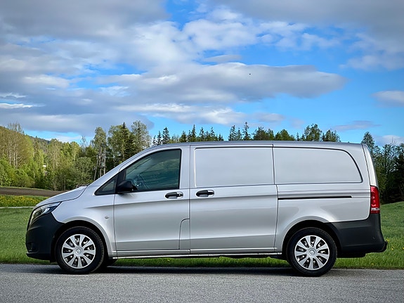 Mercedes-Benz Vito 13 of 30