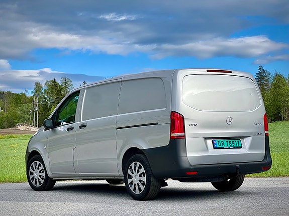 Mercedes-Benz Vito 15 of 30