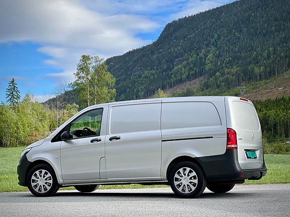 Mercedes-Benz Vito 5 of 30