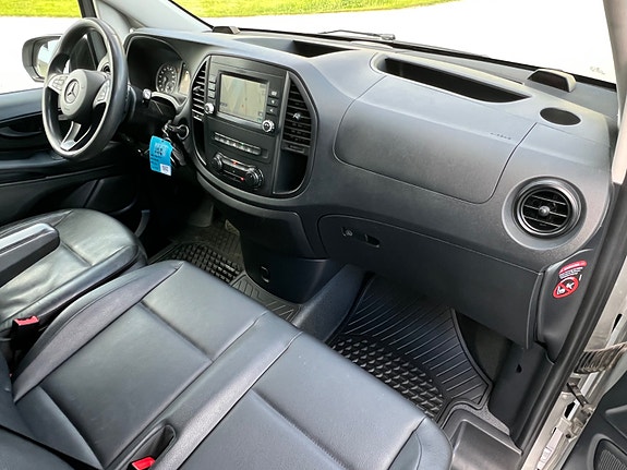 Mercedes-Benz Vito 21 of 30