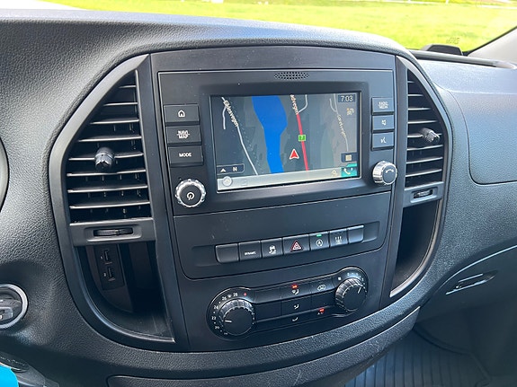 Mercedes-Benz Vito 27 of 30