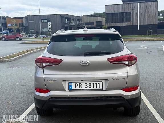 Hyundai Tucson 4 of 13