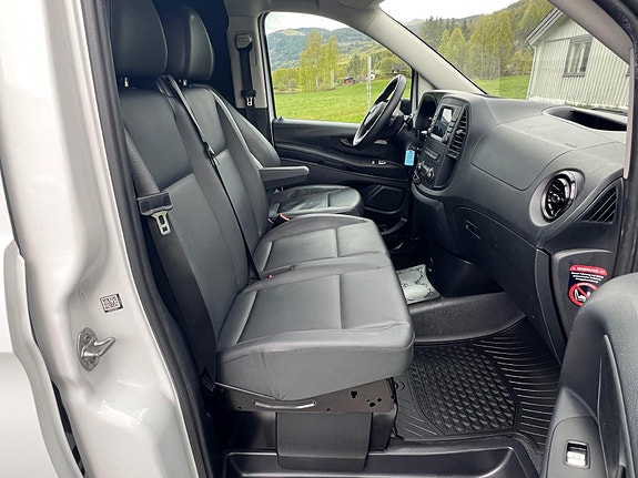 Mercedes-Benz Vito 4 of 30
