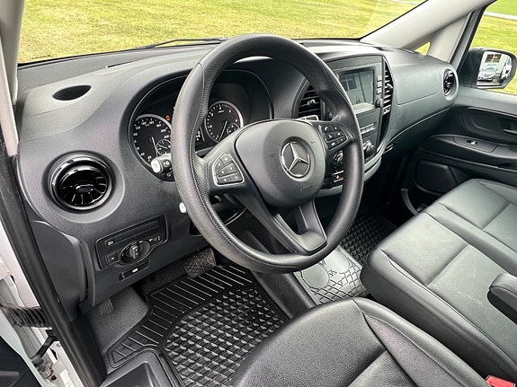 Mercedes-Benz Vito 23 of 30