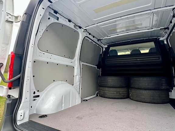 Mercedes-Benz Vito 17 of 30