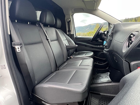 Mercedes-Benz Vito 19 of 30