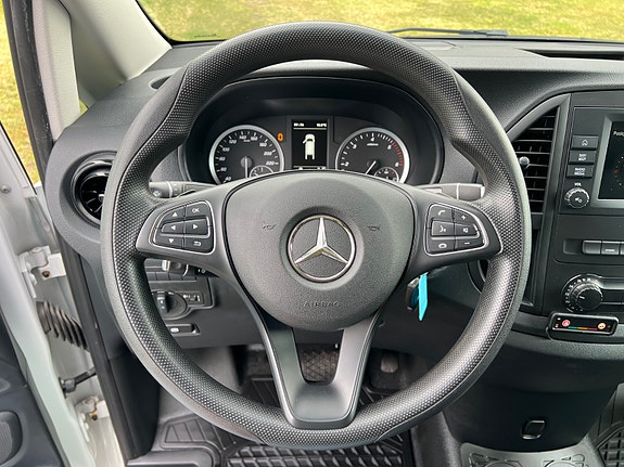 Mercedes-Benz Vito 28 of 30