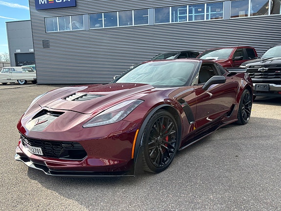 Chevrolet Corvette 13 of 30