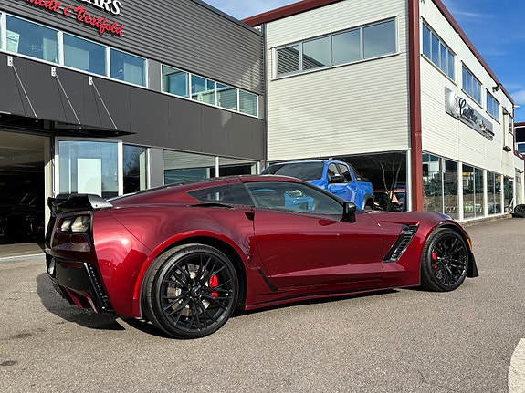 Chevrolet Corvette 8 of 30