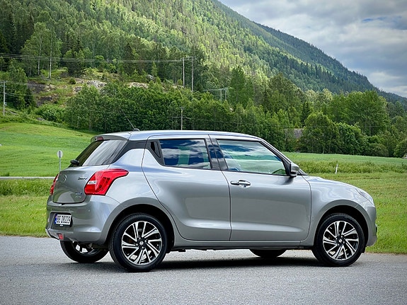 Suzuki Swift 11 of 30