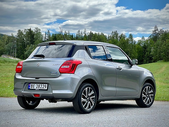 Suzuki Swift 12 of 30