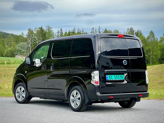 Nissan e-NV200 10 of 30